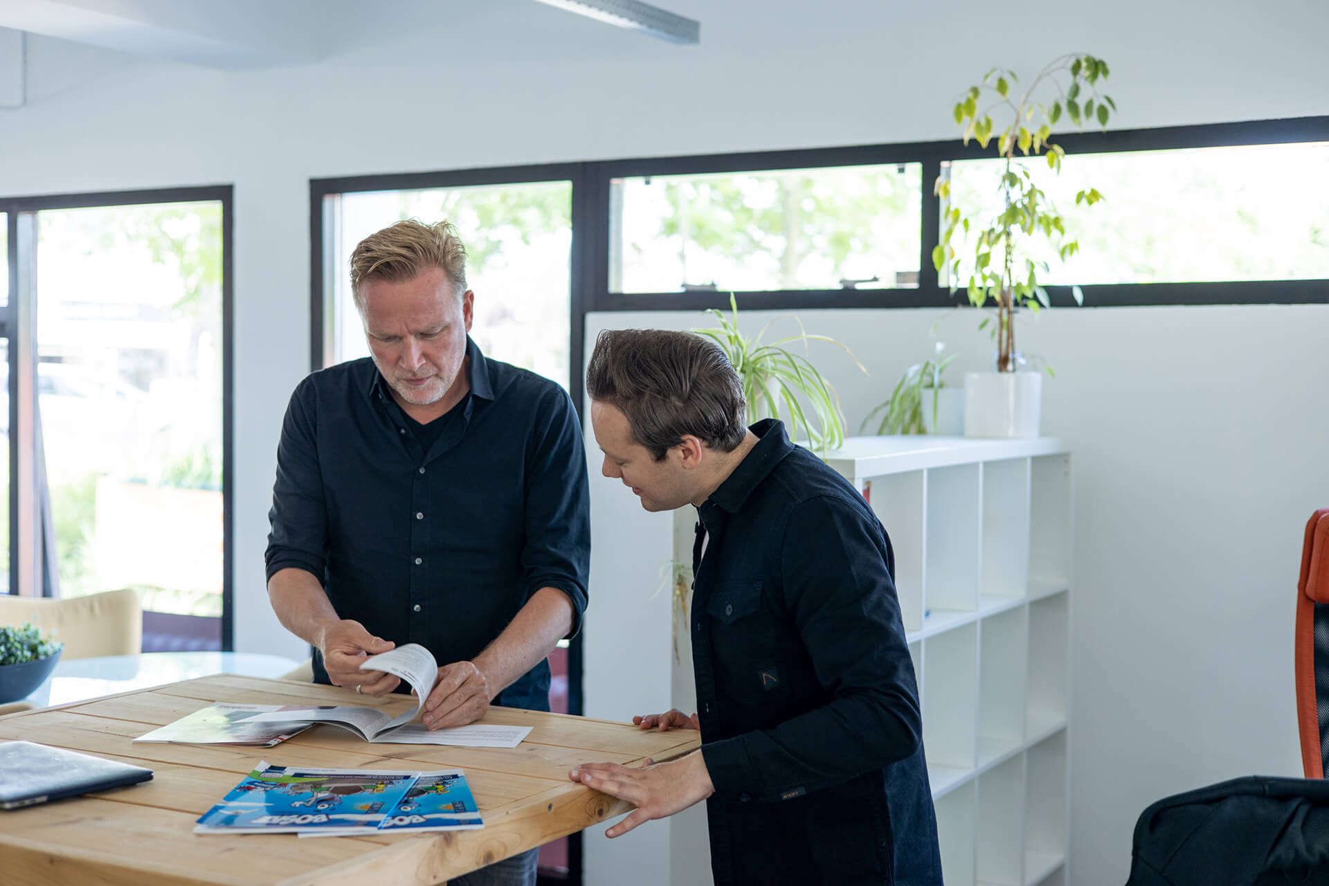 E-mail Marketing: Fons en Stefan Bespreken Effectieve Strategieën voor Lokale Campagnes